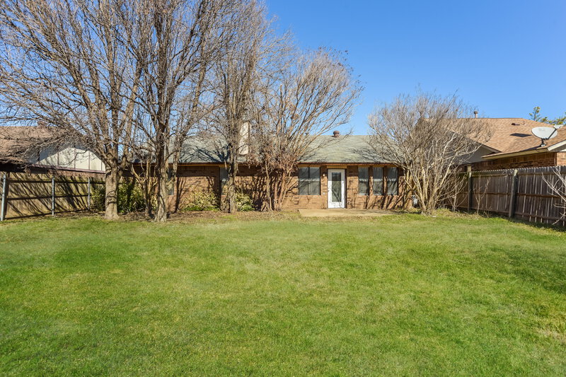 1,215/Mo, 516 Waterview Rd Oklahoma City, OK 73170 Rear View 5