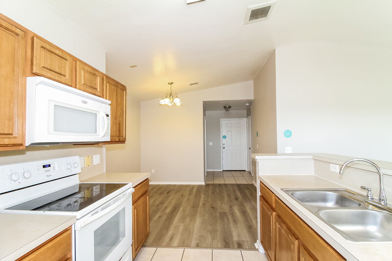 1,345/Mo, 1008 SW 156th St Oklahoma City, OK 73170 Misc View 3