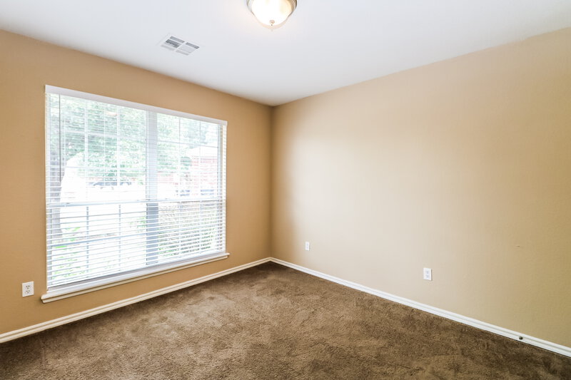 2,140/Mo, 2200 SW 141st Pl Oklahoma City, OK 73170 Bedroom View 2