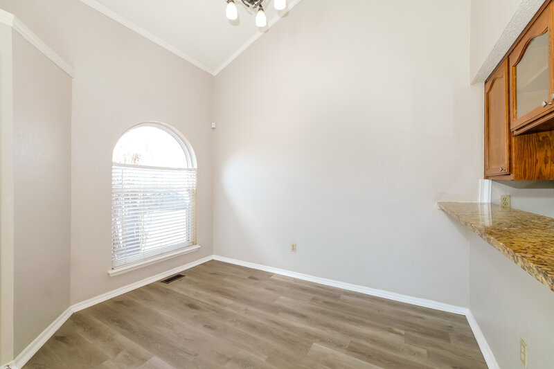 1,385/Mo, 2120 Briarcliff Dr Oklahoma City, OK 73170 Bedroom View