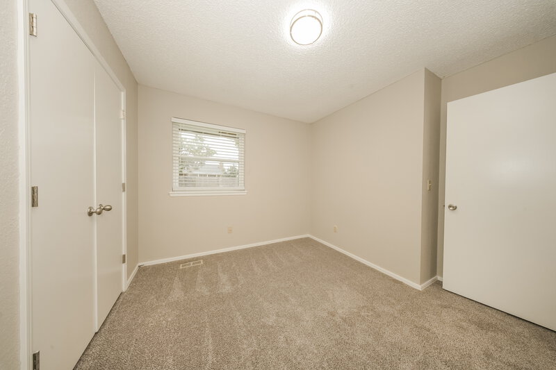 1,650/Mo, 1329 W Cedarbrook Ln Oklahoma City, OK 73170 Bedroom View 2