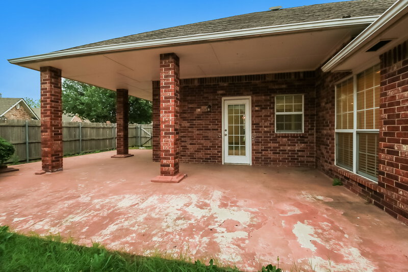 1,500/Mo, 509 SW 156th St Oklahoma City, OK 73170 Rear View