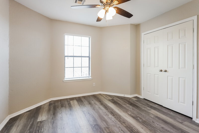 1,690/Mo, 2209 SW 135th Pl Oklahoma City, OK 73170 Bedroom View 2