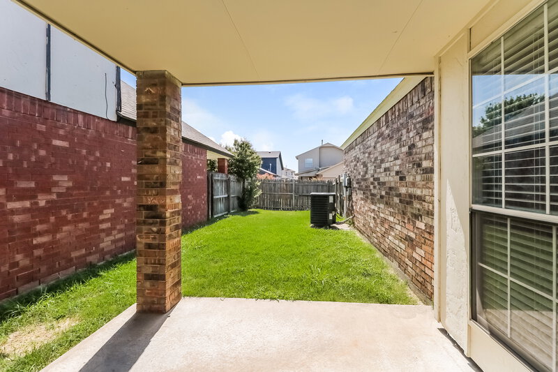 1,615/Mo, 2606 Briarcliff Dr Oklahoma City, OK 73170 Rear View 2