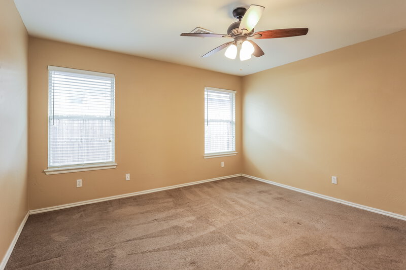 1,555/Mo, 8524 SW 37th St Oklahoma City, OK 73179 Main Bedroom View 2