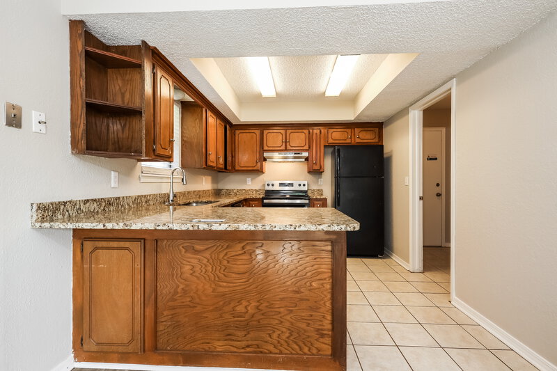 1,330/Mo, 2717 Paxton Pl Spencer, OK 73084 Kitchen View