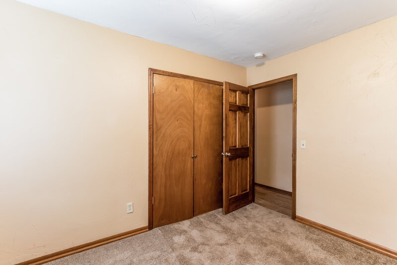 1,285/Mo, 10301 Birkenhead Rd Yukon, OK 73099 Bedroom View 7