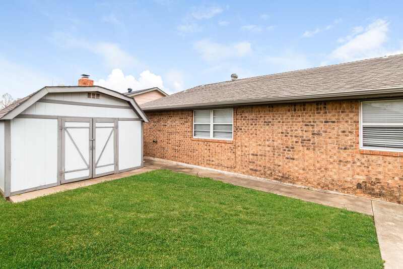 1,285/Mo, 10301 Birkenhead Rd Yukon, OK 73099 Exterior View