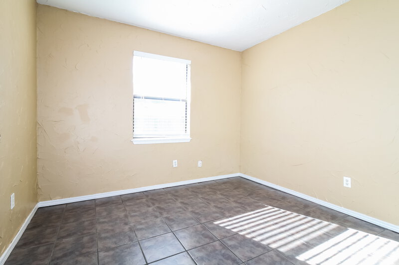 1,280/Mo, 205 Harrogate Dr Yukon, OK 73099 Bedroom View 3