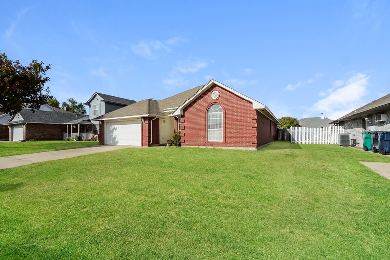 1,500/Mo, 6001 SE 84th St Oklahoma City, OK 73135 Front View