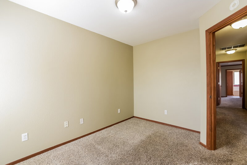 1,500/Mo, 6001 SE 84th St Oklahoma City, OK 73135 Bedroom View 4