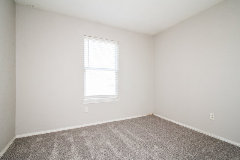 1,515/Mo, 5524 Del Creek Rd Oklahoma City, OK 73117 Bedroom View 3