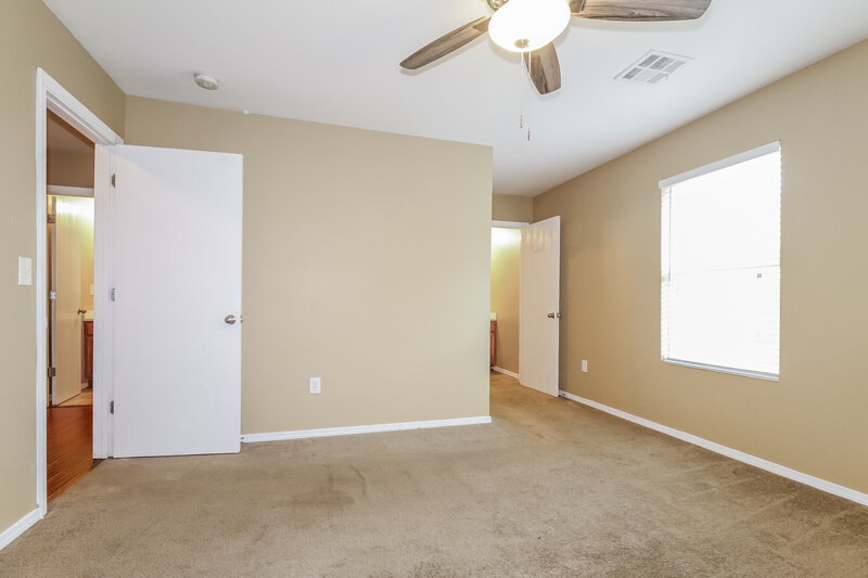1,300/Mo, 8120 Rausch Ln Oklahoma City, OK 73135 Main Bedroom View 2