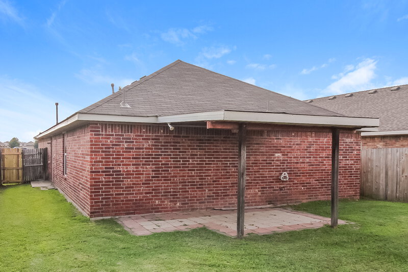 1,300/Mo, 8120 Rausch Ln Oklahoma City, OK 73135 Rear View