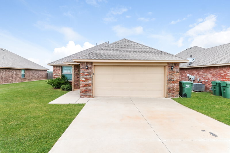 1,465/Mo, 421 Pearl St Yukon, OK 73099 External View