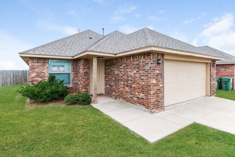 1,465/Mo, 421 Pearl St Yukon, OK 73099 Front View 2