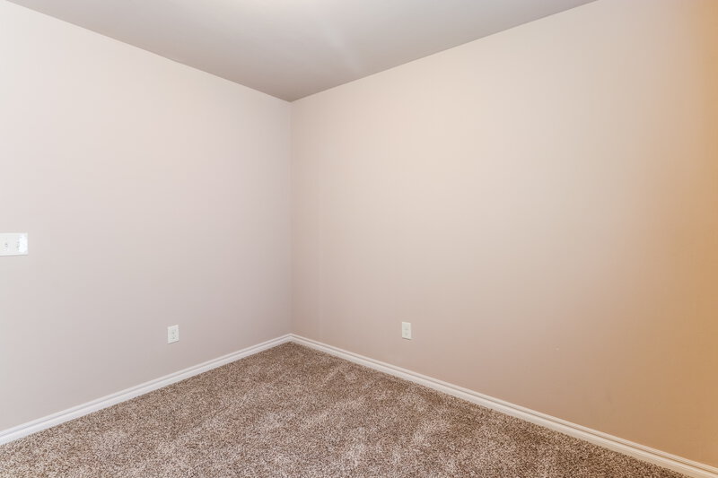 1,465/Mo, 421 Pearl St Yukon, OK 73099 Bedroom View 5
