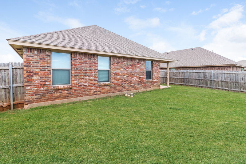 1,465/Mo, 421 Pearl St Yukon, OK 73099 Rear View