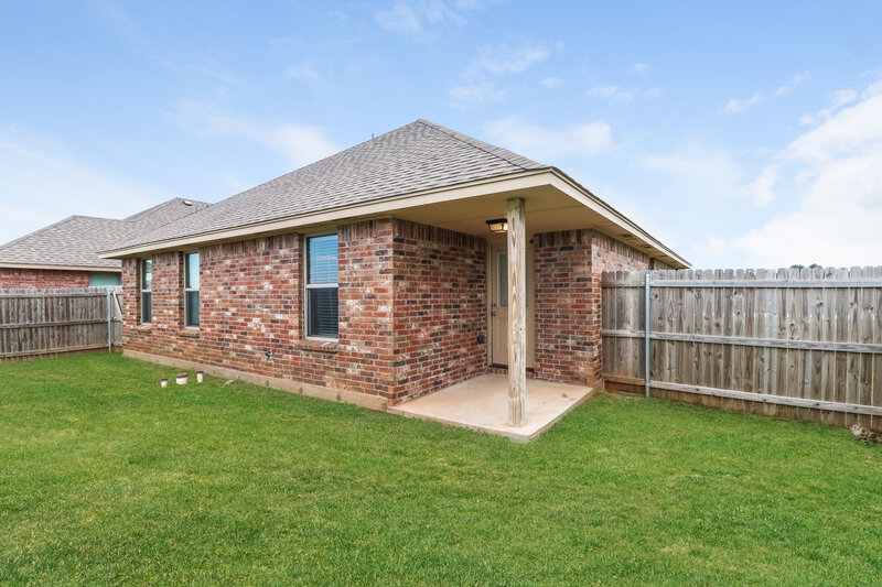 1,465/Mo, 421 Pearl St Yukon, OK 73099 Rear View 2