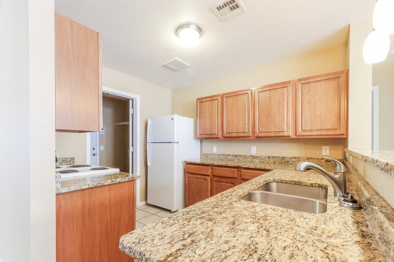 1,500/Mo, 5536 Bush Creek Way oklahoma city, OK 73117 Kitchen View