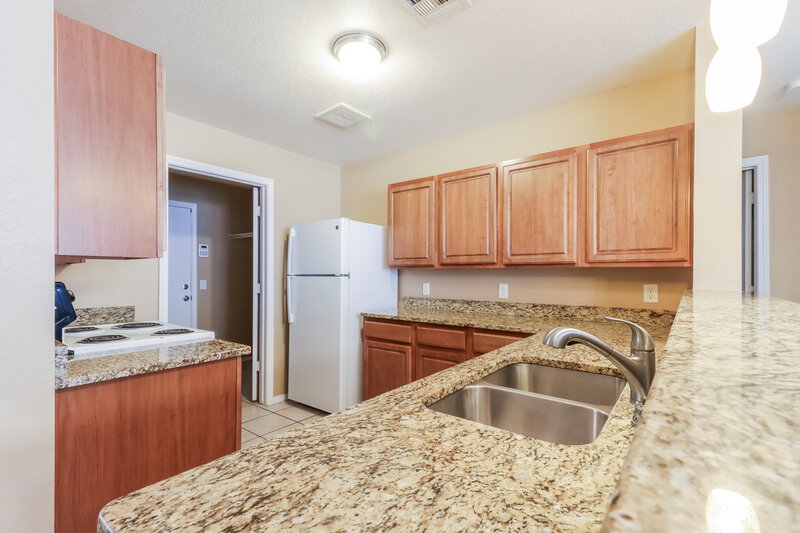 1,500/Mo, 5536 Bush Creek Way oklahoma city, OK 73117 Kitchen View 3