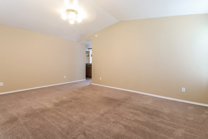 1,500/Mo, 5536 Bush Creek Way oklahoma city, OK 73117 Main Bedroom View 4