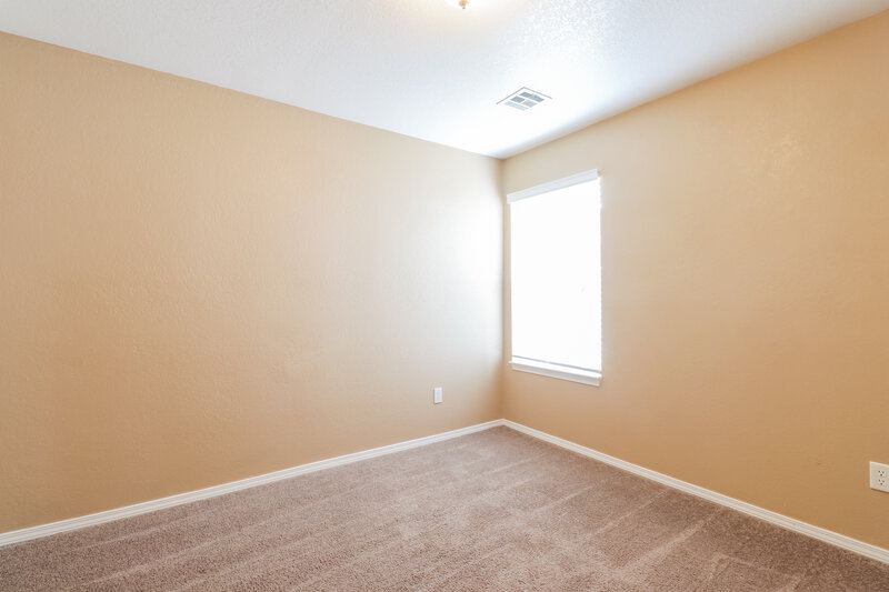 1,500/Mo, 5536 Bush Creek Way oklahoma city, OK 73117 Bedroom View 3