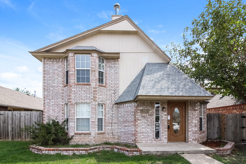 1,380/Mo, 2110 Westmore Dr Moore, OK 73170 External View