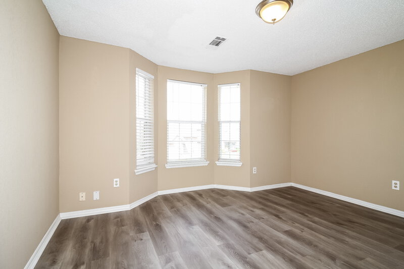 1,380/Mo, 2110 Westmore Dr Moore, OK 73170 Bedroom View