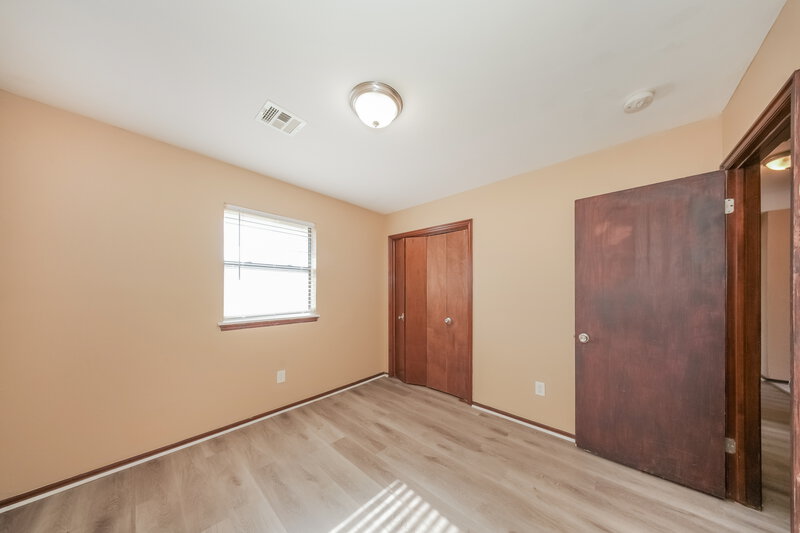 1,480/Mo, 808 Waterview Rd Oklahoma City, OK 73170 Bedroom View 2