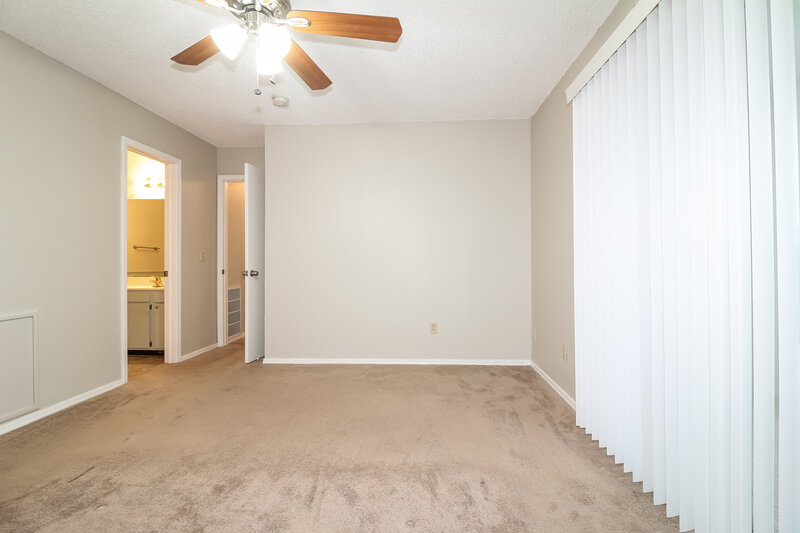 1,535/Mo, 10397 Dorothy Dr Oklahoma City, OK 73162 Main Bedroom View 2