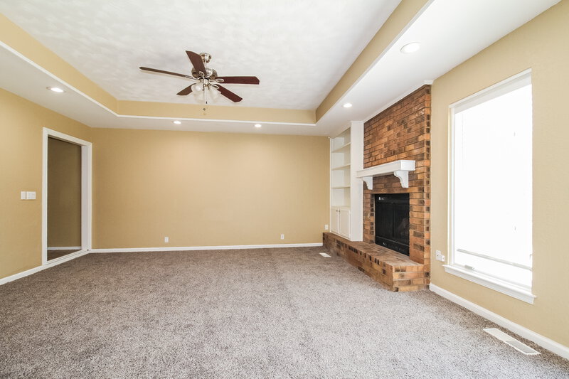 1,475/Mo, 1204 Lynn Fry Blvd Midwest City, OK 73130 Living Room View
