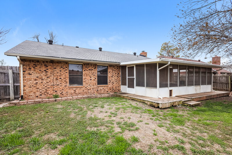 1,595/Mo, 12913 Heron Ln Oklahoma City, OK 73170 Rear View