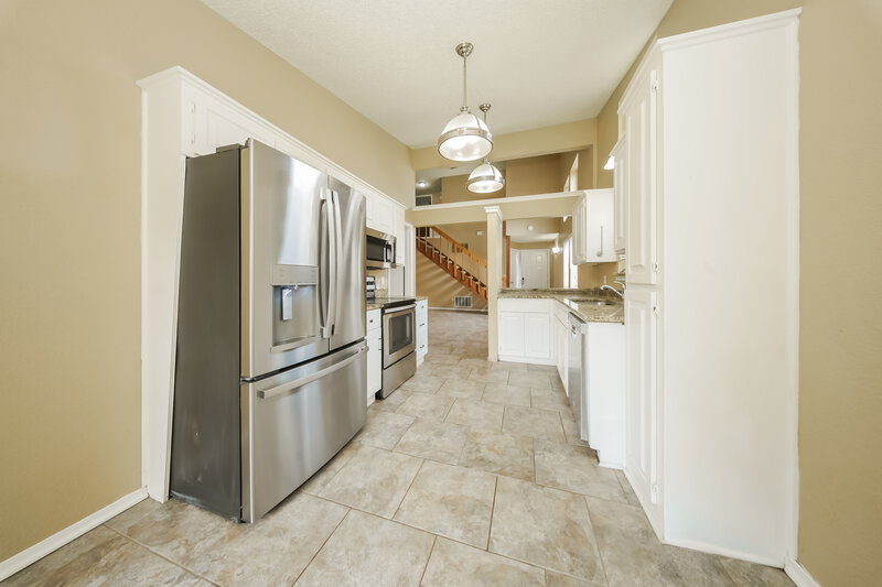 1,855/Mo, 616 Stoneridge Dr Moore, OK 73160 Kitchen View