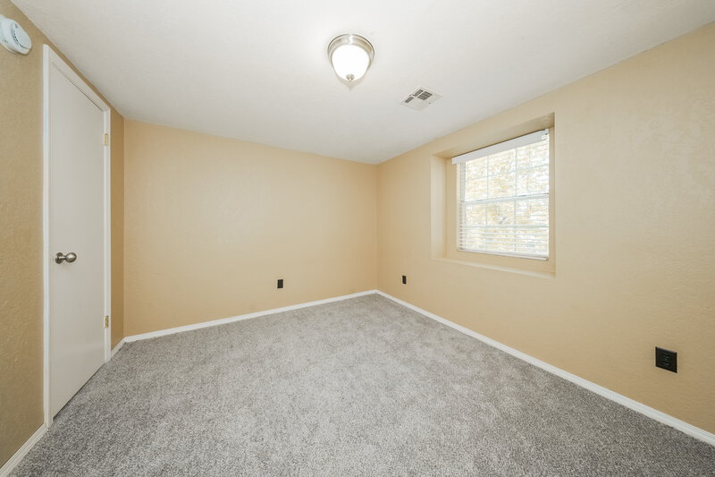 1,855/Mo, 616 Stoneridge Dr Moore, OK 73160 Bedroom View 2