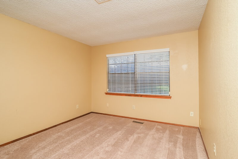 1,630/Mo, 7728 Doris Dr Oklahoma City, OK 73162 Bedroom View 4