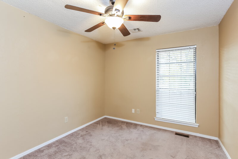 1,505/Mo, 2301 Fairfield Dr Edmond, OK 73012 Bedroom View 5