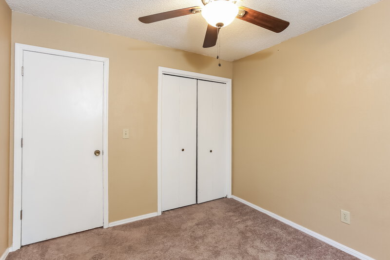 1,505/Mo, 2301 Fairfield Dr Edmond, OK 73012 Bedroom View 6