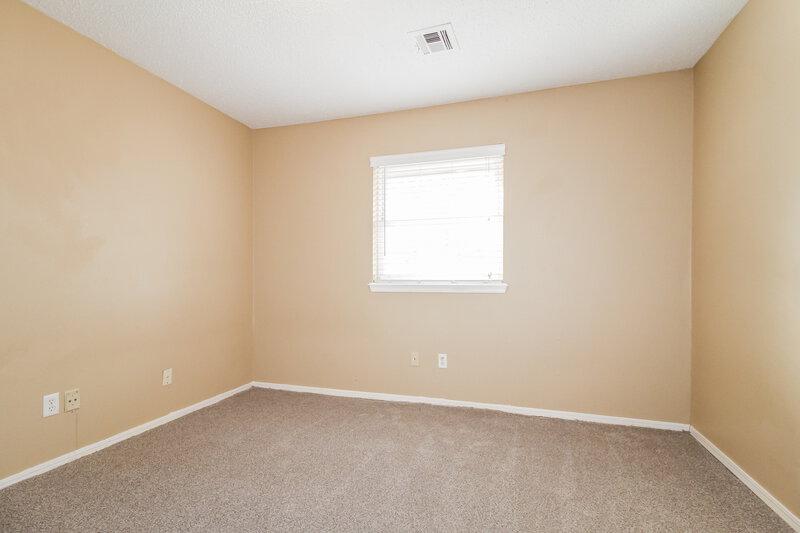 1,495/Mo, 501 S Bouziden Dr Moore, OK 73160 Bedroom View