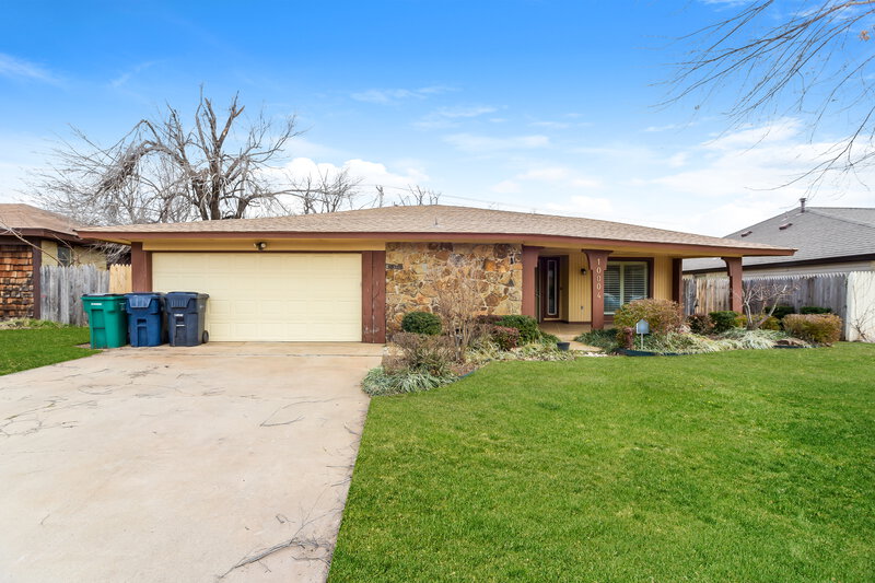 1,665/Mo, 10004 Southridge Dr Oklahoma City, OK 73159 External View