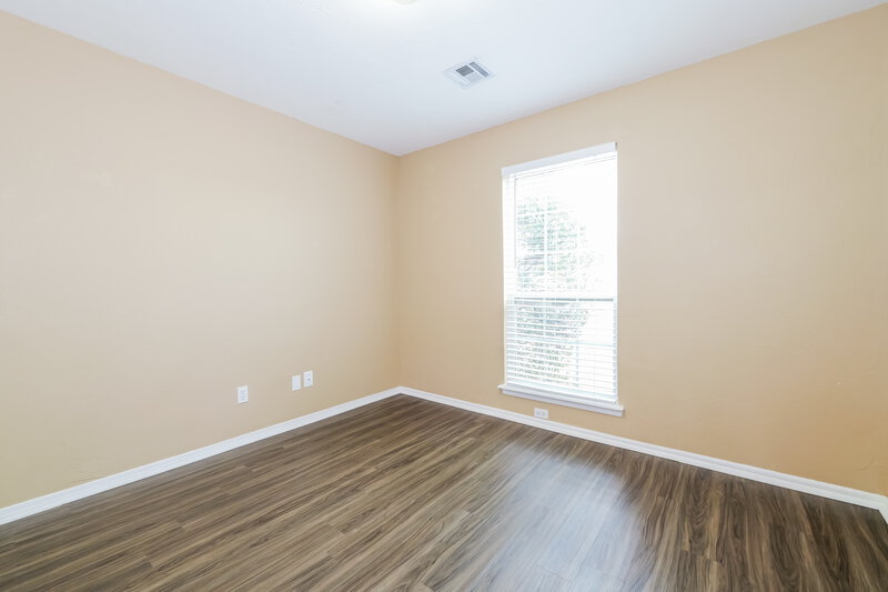 1,675/Mo, 13312 Mayberry Pl Oklahoma City, OK 73142 Bedroom View 2