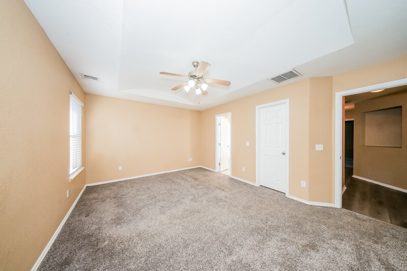 1,505/Mo, 912 SW 38th St Moore, OK 73160 Main Bedroom View 2