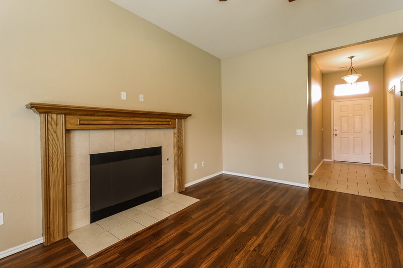 1,485/Mo, 5113 SE 79th St Oklahoma City, OK 73135 Living Room View 3