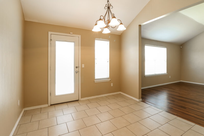 1,485/Mo, 5113 SE 79th St Oklahoma City, OK 73135 Dining Room View