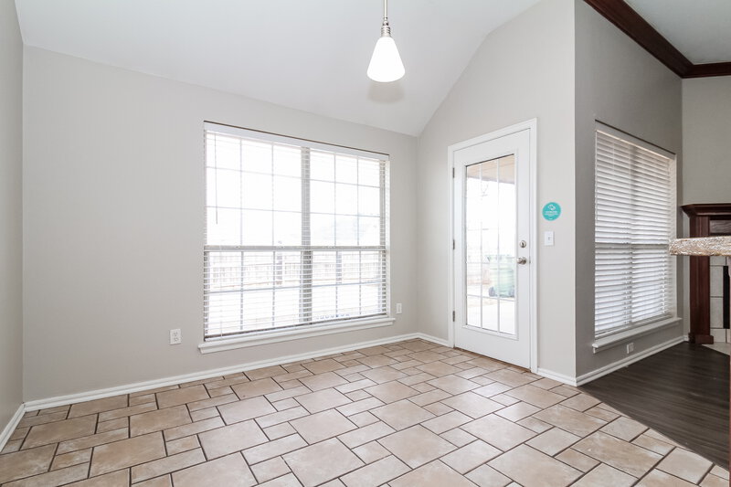 1,610/Mo, 409 Eastview Dr Yukon, OK 73099 Dining Room View