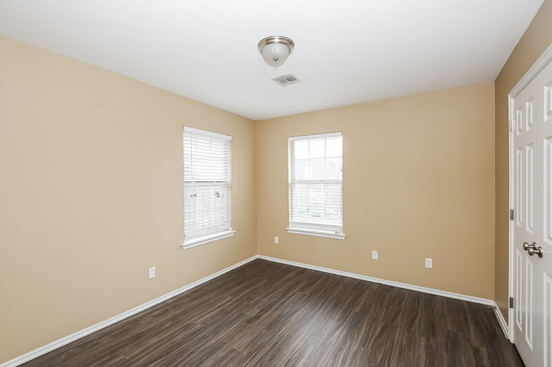 1,610/Mo, 409 Eastview Dr Yukon, OK 73099 Bedroom View 8
