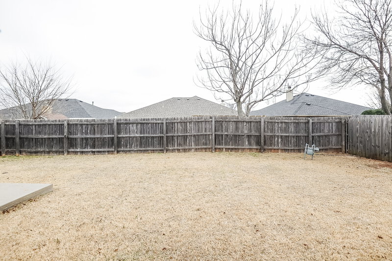 1,610/Mo, 409 Eastview Dr Yukon, OK 73099 Rear View 3