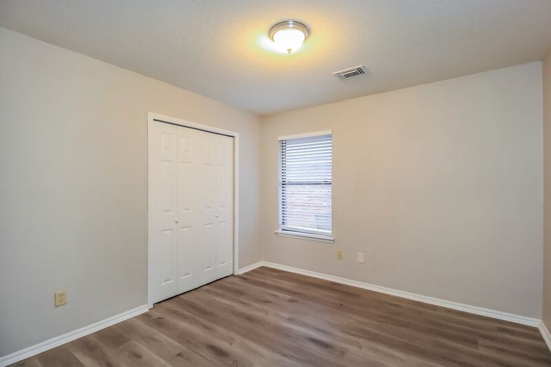 1,590/Mo, 16 N Greengate Dr Yukon, OK 73099 Bedroom View