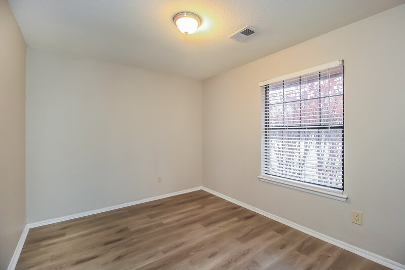 1,590/Mo, 16 N Greengate Dr Yukon, OK 73099 Bedroom View 2