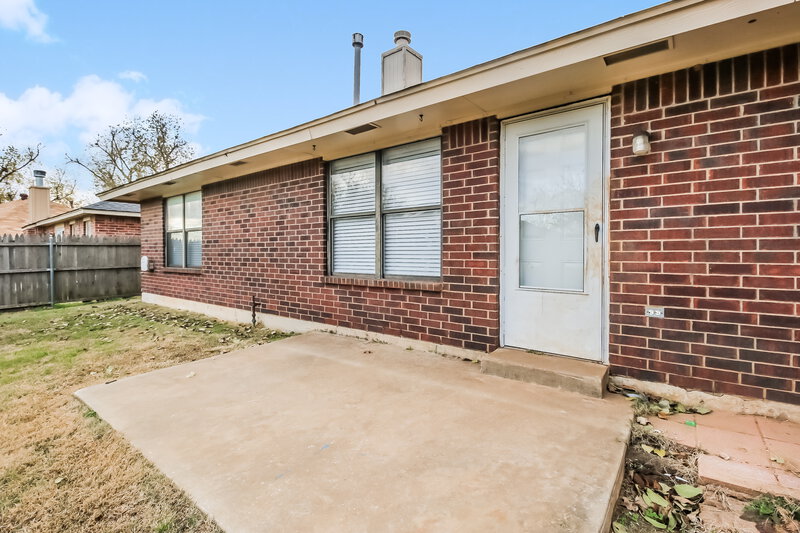 1,590/Mo, 16 N Greengate Dr Yukon, OK 73099 Rear View